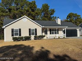 135 Glenwood Dr - Photo 1 of 1