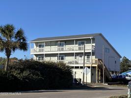 featured image of 5721 E Oak Island Dr Apt 3 #3