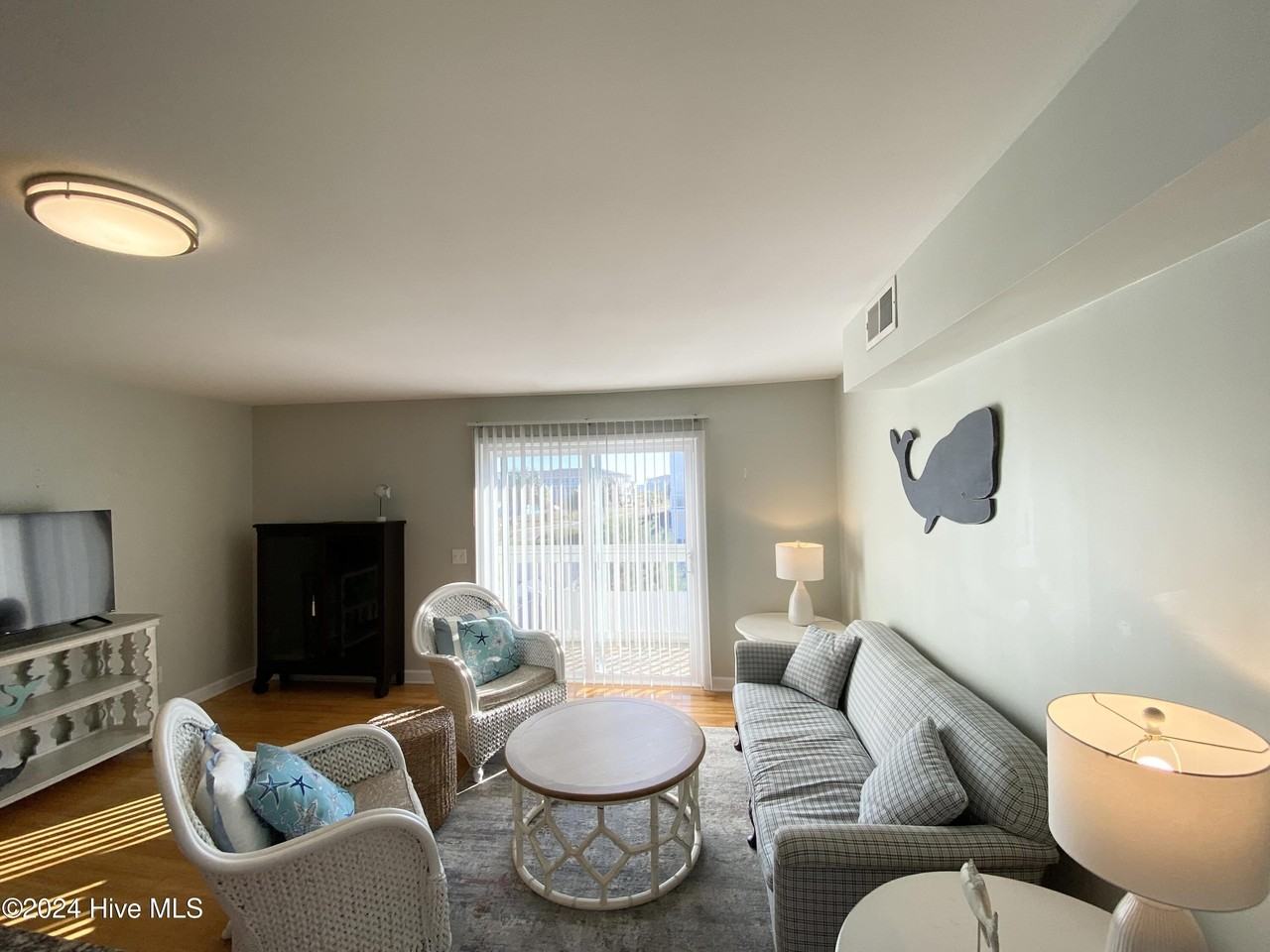 5721 E Oak Island Dr Apt 3 #3 - Photo 7 of 24