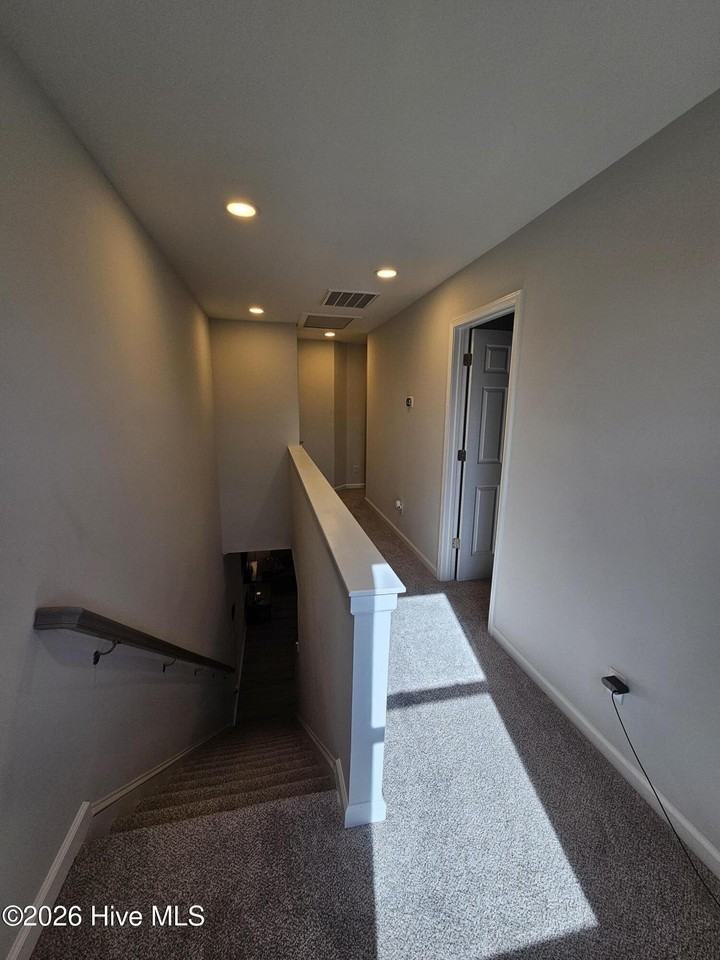 237 Winstead Loop Rd - Photo 7 of 20