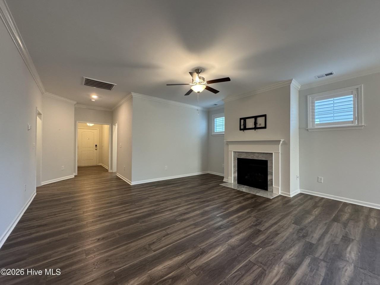 4933 Glen Garden Cir - Photo 3 of 25