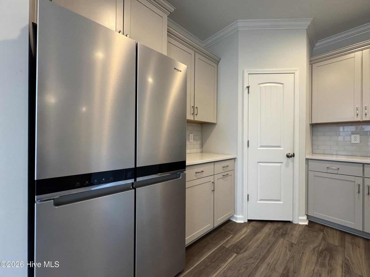 4933 Glen Garden Cir - Photo 7 of 25