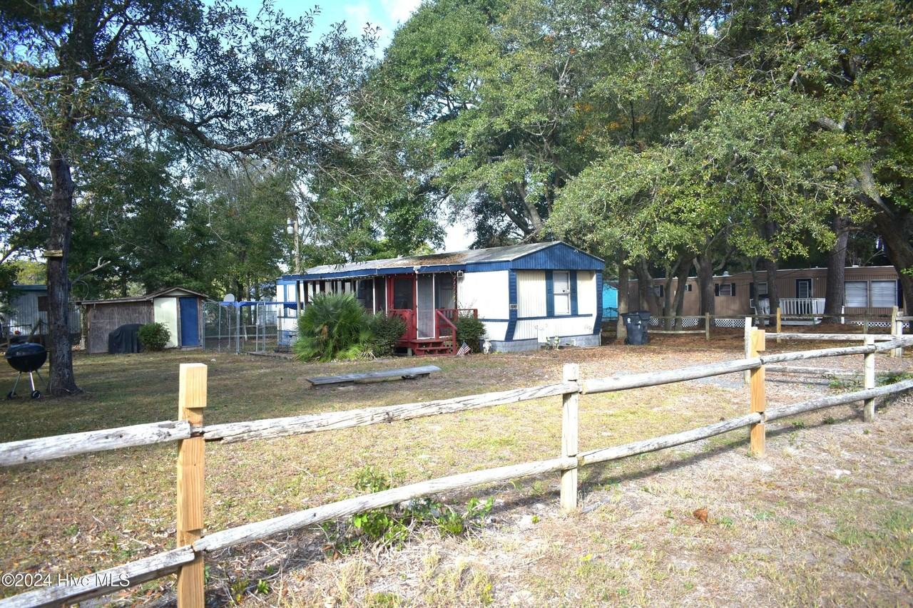 7244 Westbrook Ave Sw - Photo 2 of 11