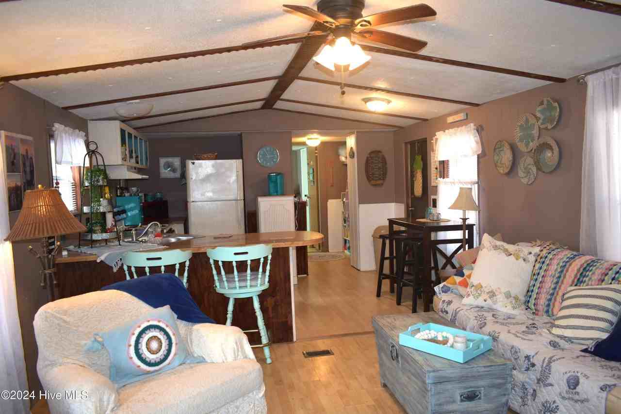 7244 Westbrook Ave Sw - Photo 7 of 11