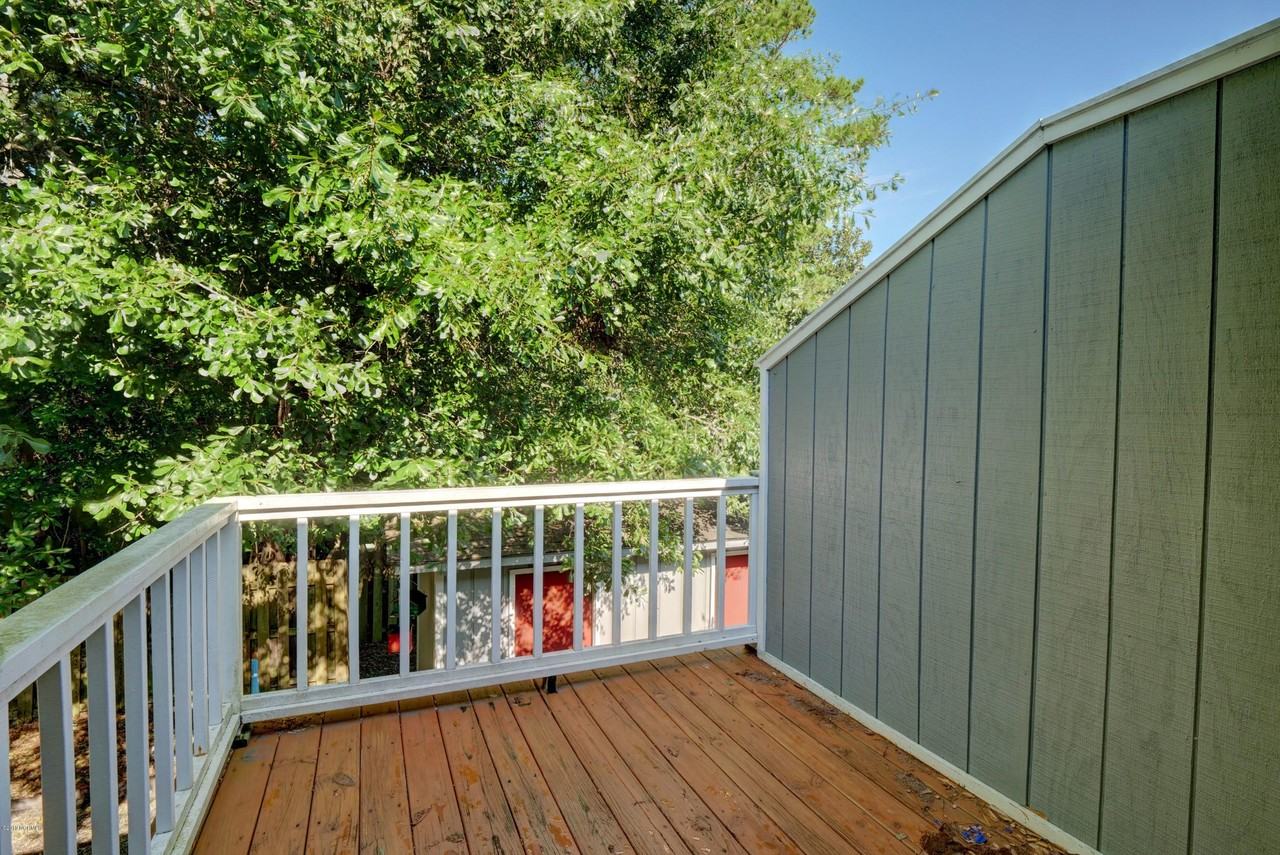 4192 Spirea Dr Apt H #H - Photo 4 of 23