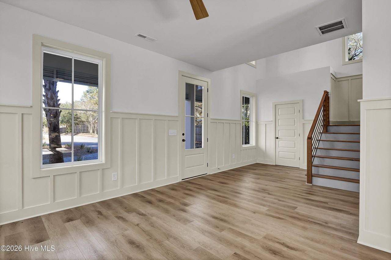 1110 Tree Canopy Way - Photo 7 of 31