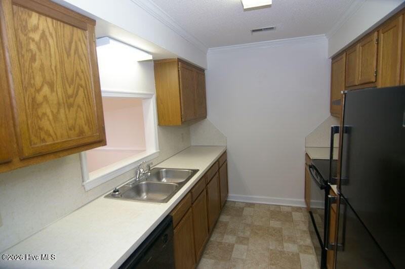 1870 Quail Ridge Rd Apt P #P - Photo 5 of 14