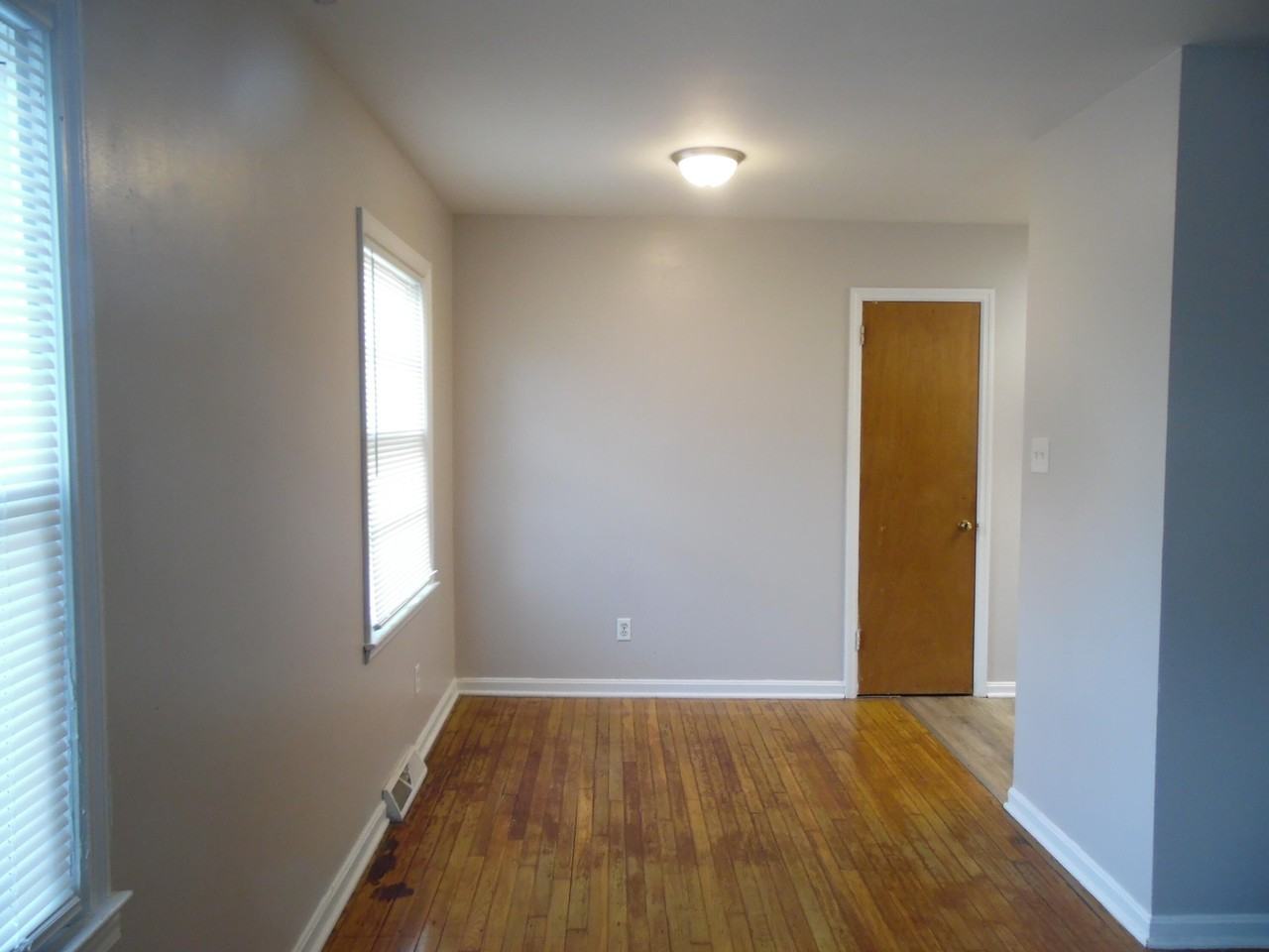 2151 Cypress Dr Apt D #D - Photo 3 of 6