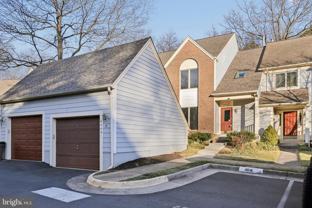 4043 Lake Glen Rd - Photo 1 of 1