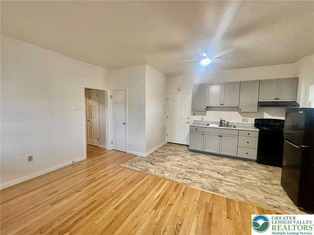 20 W Main St Apt 23 #23 - Photo 5 of 14