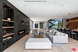 434 N Flores St - Photo 6 of 8