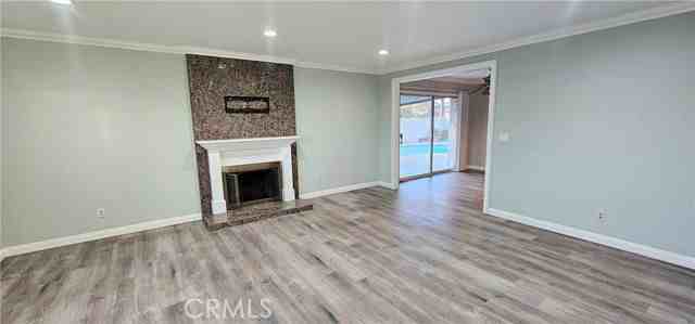 211 Aborla Ln - Photo 3 of 8