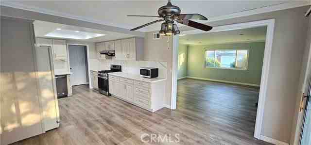 211 Aborla Ln - Photo 5 of 8