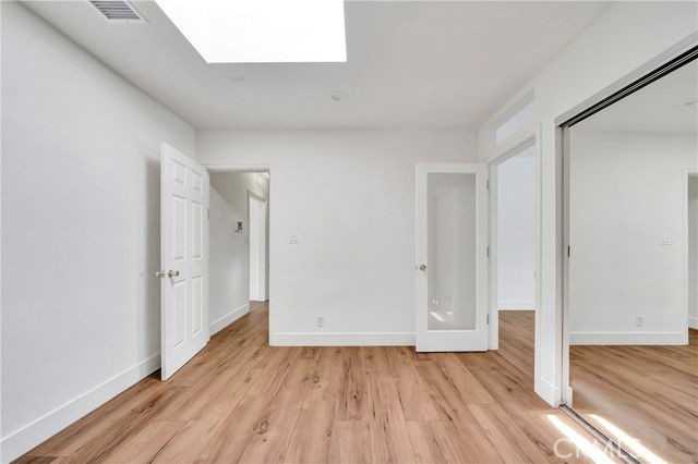 16707 Moorpark St - Photo 3 of 8