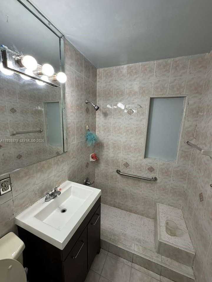 825 E 9th Ln - Photo 7 of 8