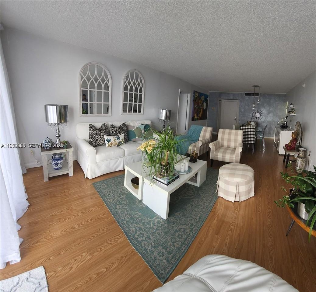 780 Ne 69th St #1207 - Photo 3 of 8