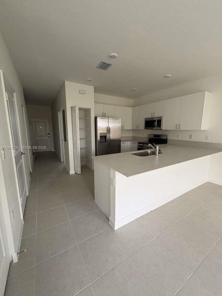 35663 Sw 178th Ct - Photo 2 of 8