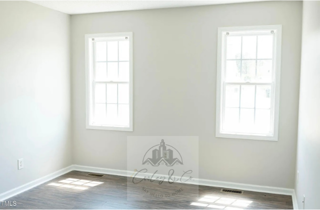 12 Linsey Ct #1 - Photo 4 of 14