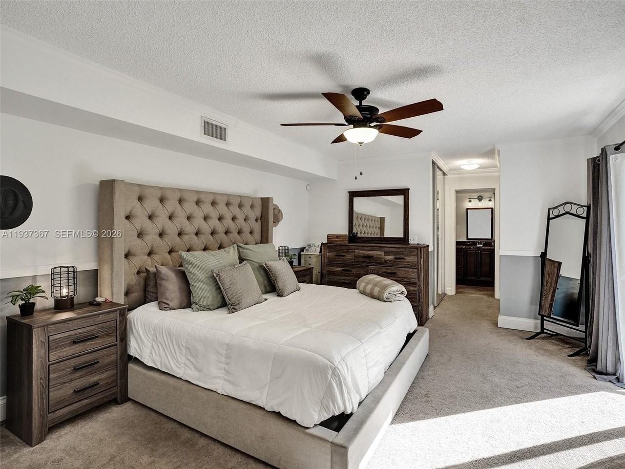 11861 Sw 9th Mnr #11861 - Photo 2 of 26