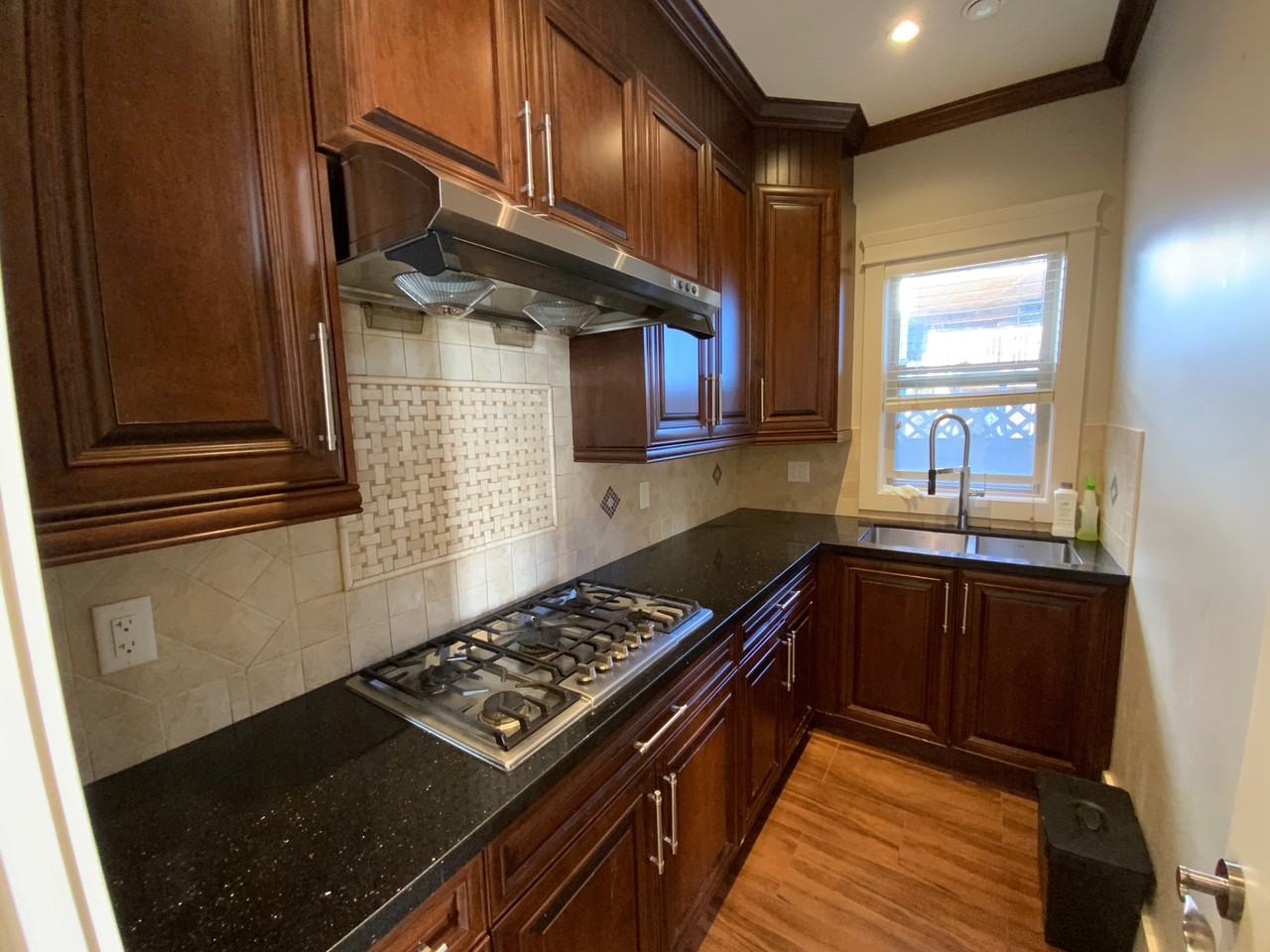 6840 Coltsfoot Drive - Photo 5 of 18