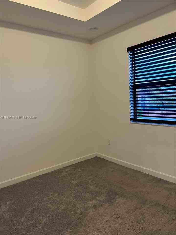 20631 Ne 7th Pl #0 - Photo 7 of 25