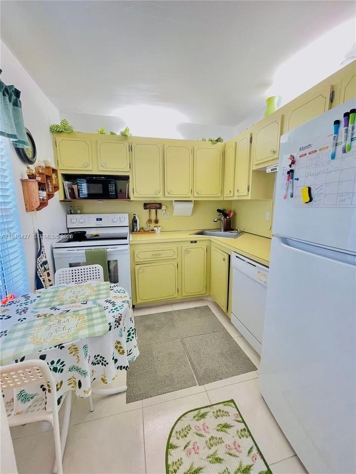 6350 Nw 62nd St #308 - Photo 5 of 44