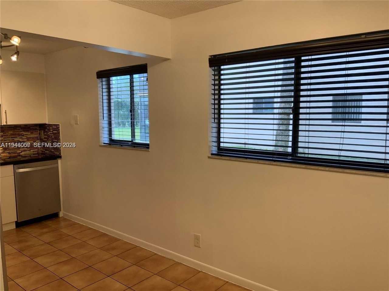 9920 Nw 68th Pl #110 - Photo 5 of 22