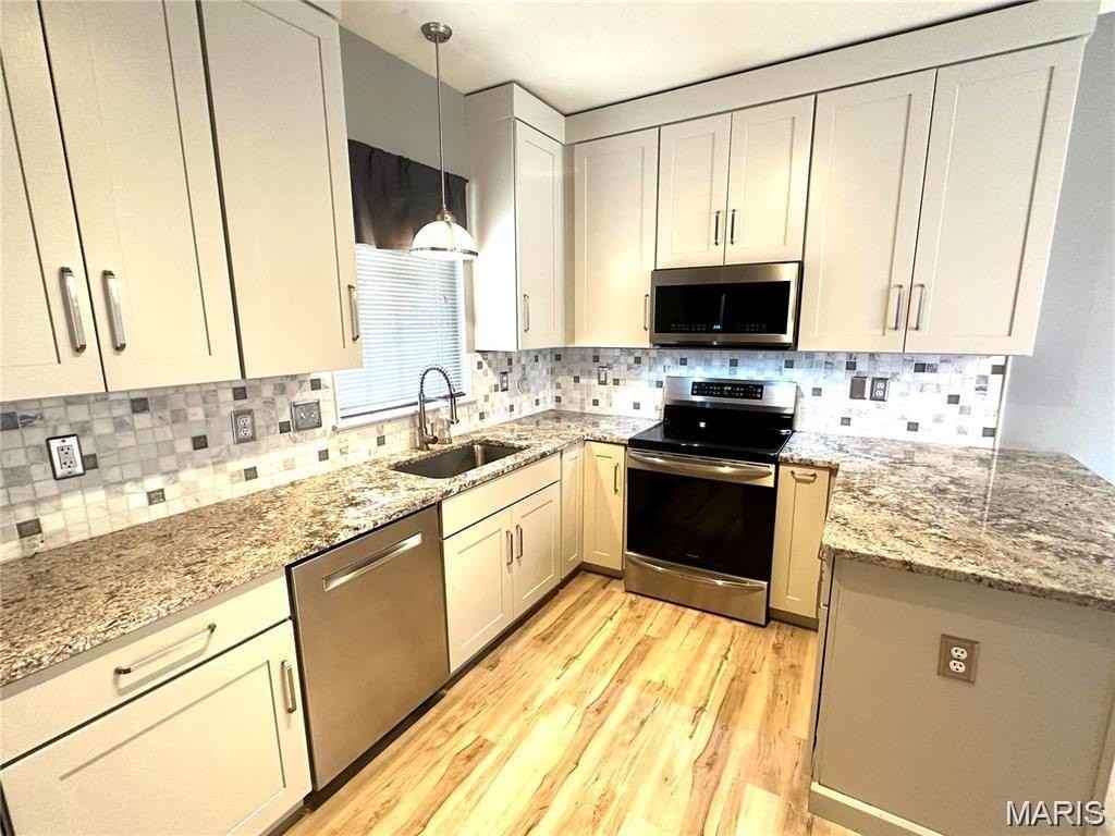 487 Boardwalk Springs Pl - Photo 6 of 28