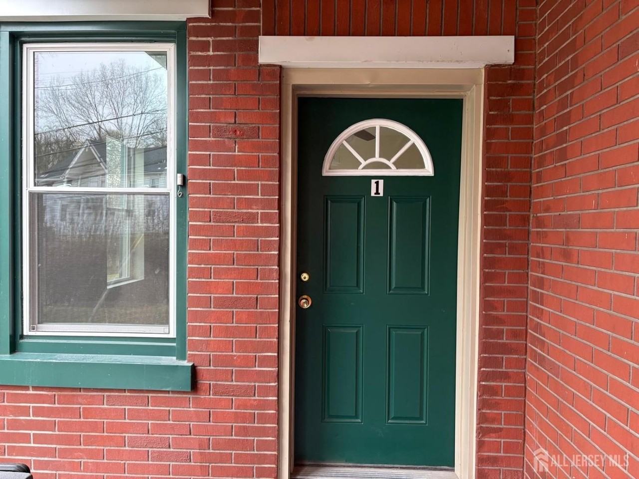 786 S Main St #1 - Photo 3 of 18