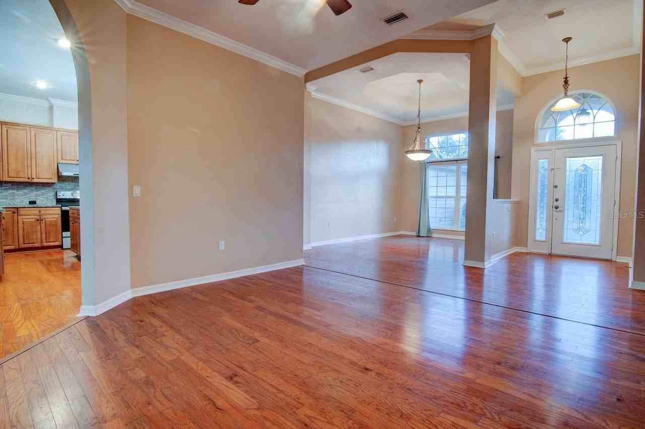 8362 Sw 11th Rd - Photo 5 of 28