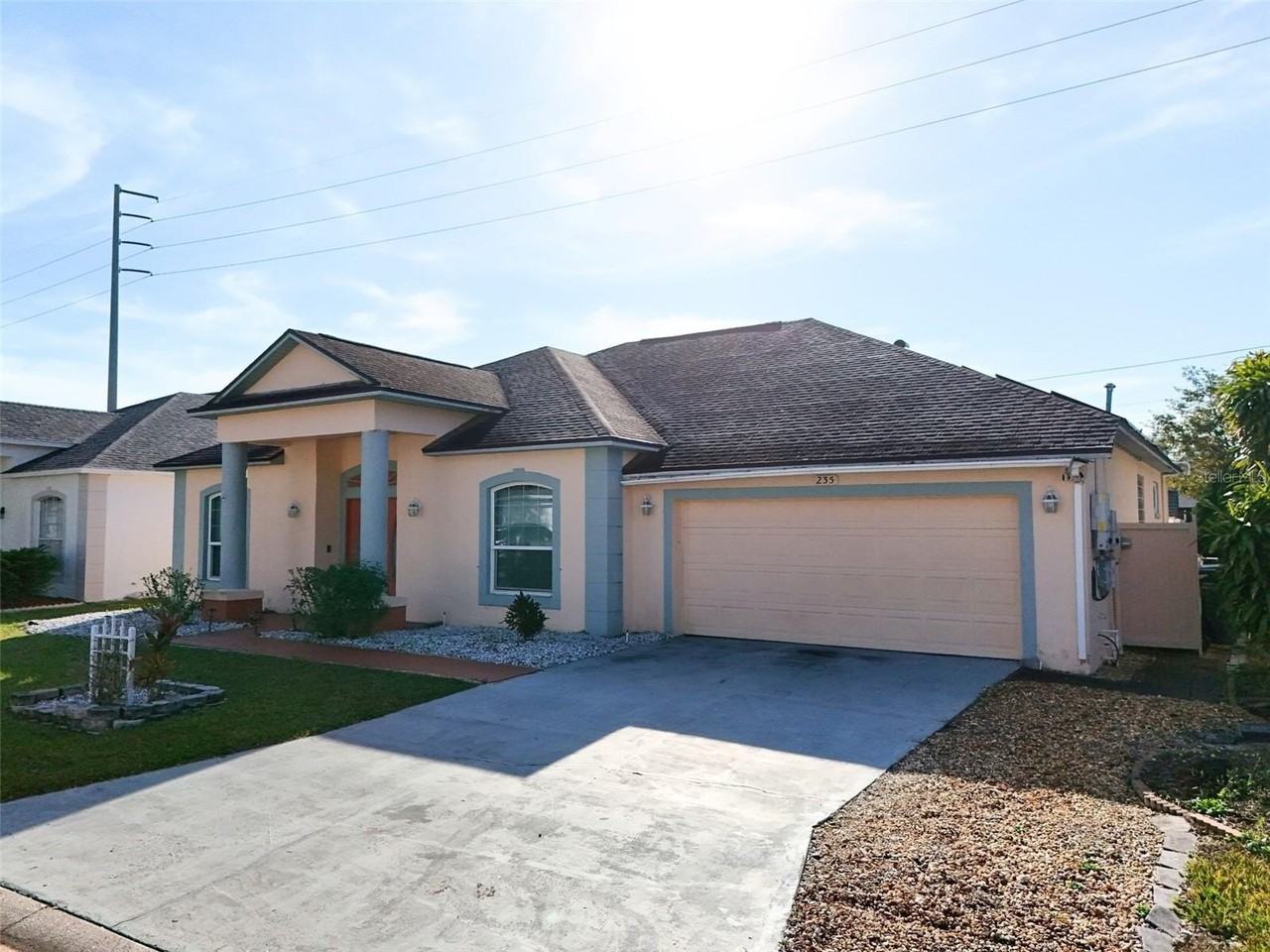 235 Hollingshead Loop - Photo 2 of 41