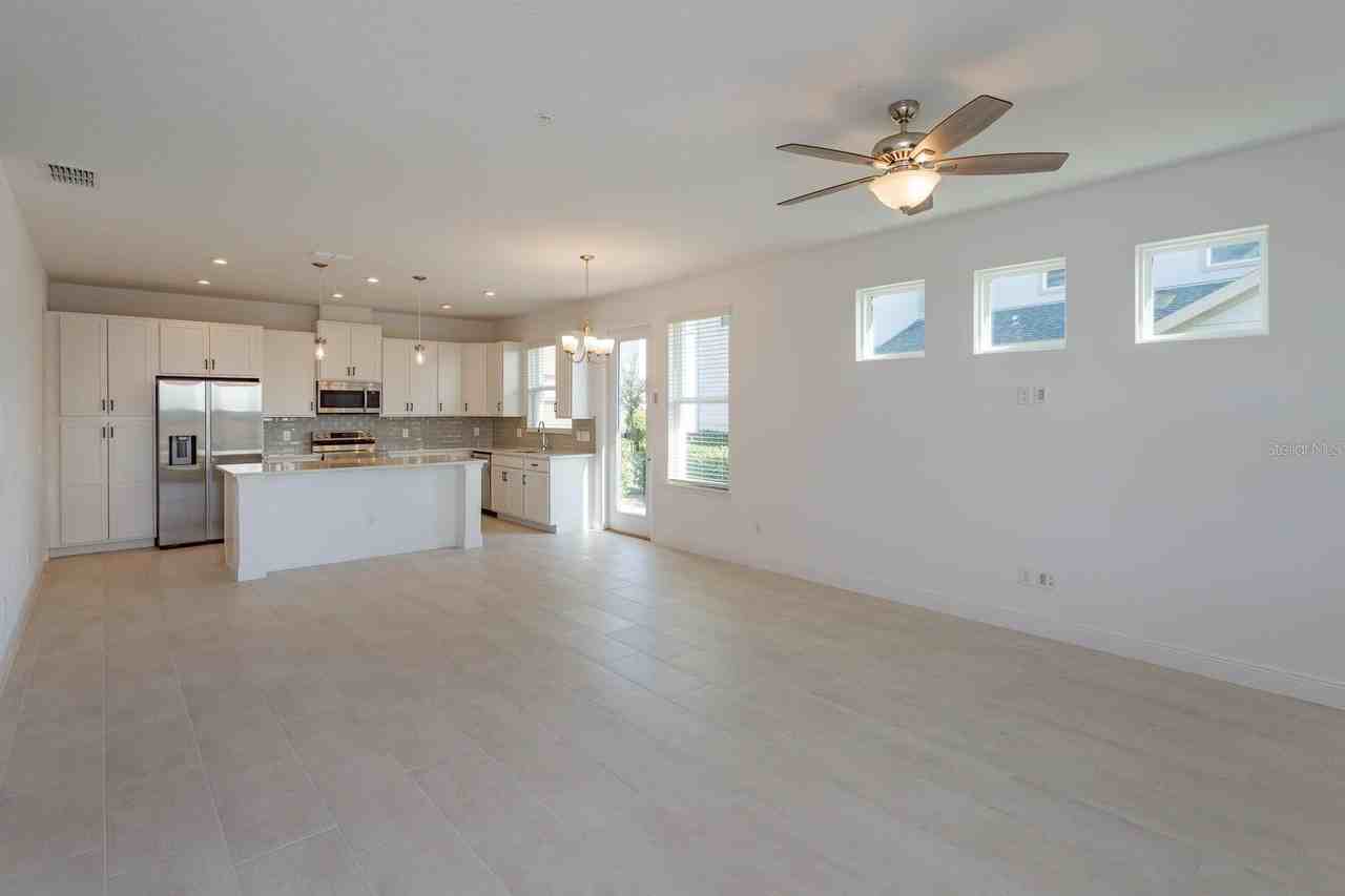 6927 Nemours Pkwy - Photo 7 of 26