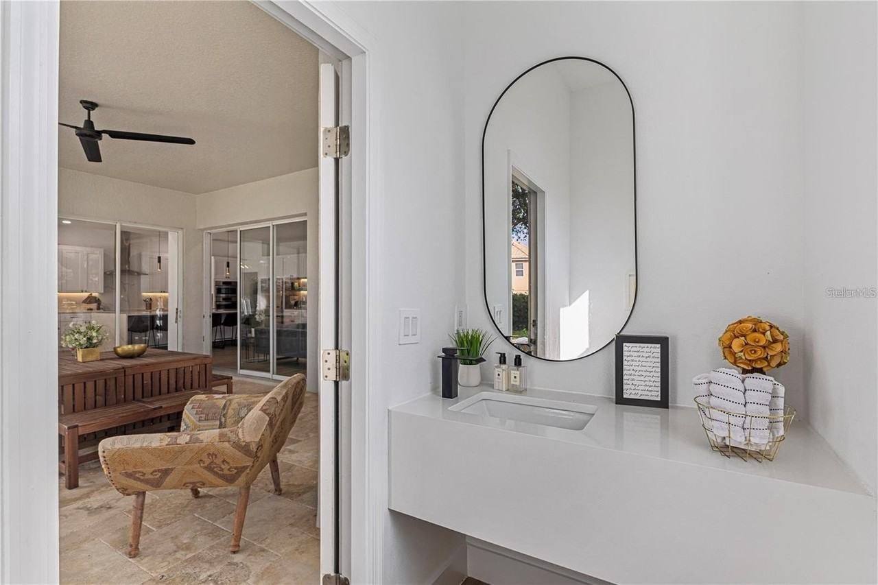 6557 Crestmont Glen Ln - Photo 7 of 50