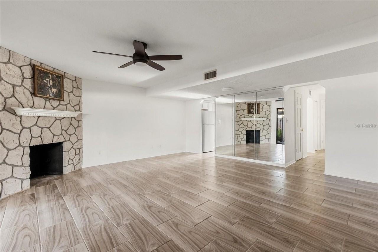 2250 S Palmetto Ave #I11 - Photo 7 of 24