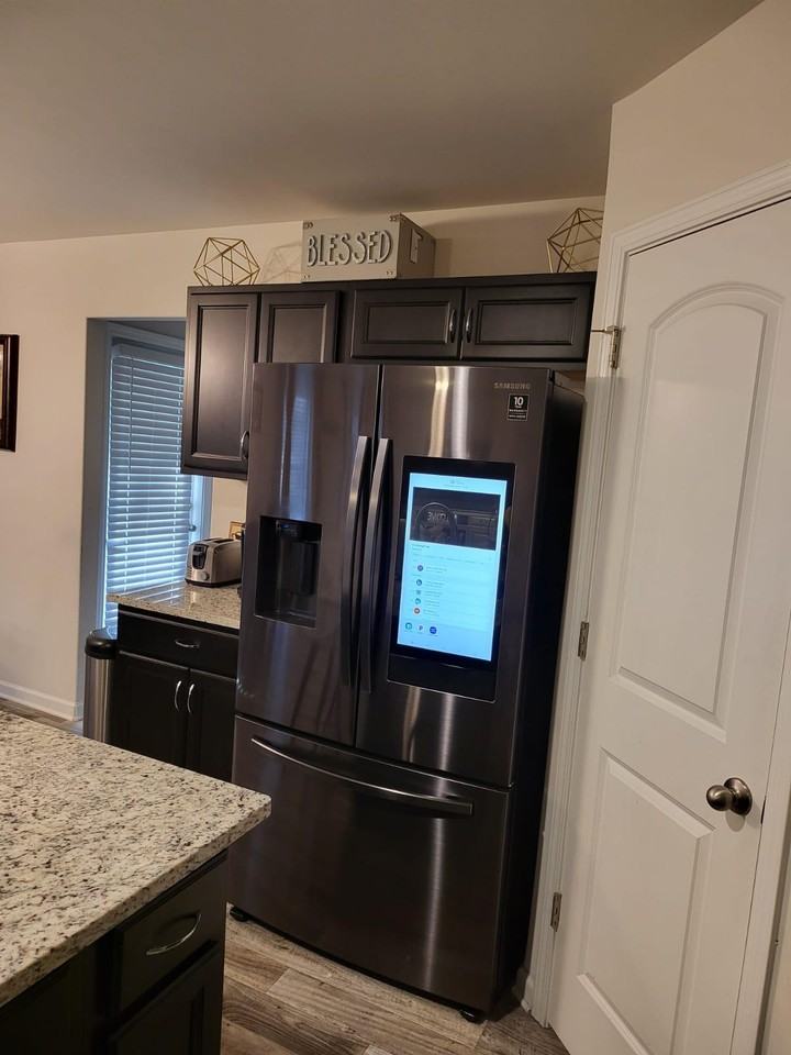 Woodhill Dr - Photo 2 of 11