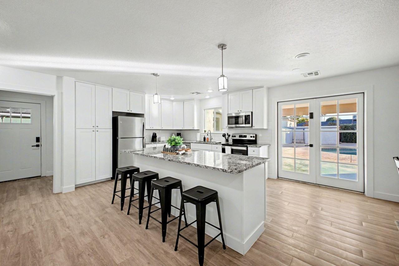 N Fraser Dr - Photo 2 of 34