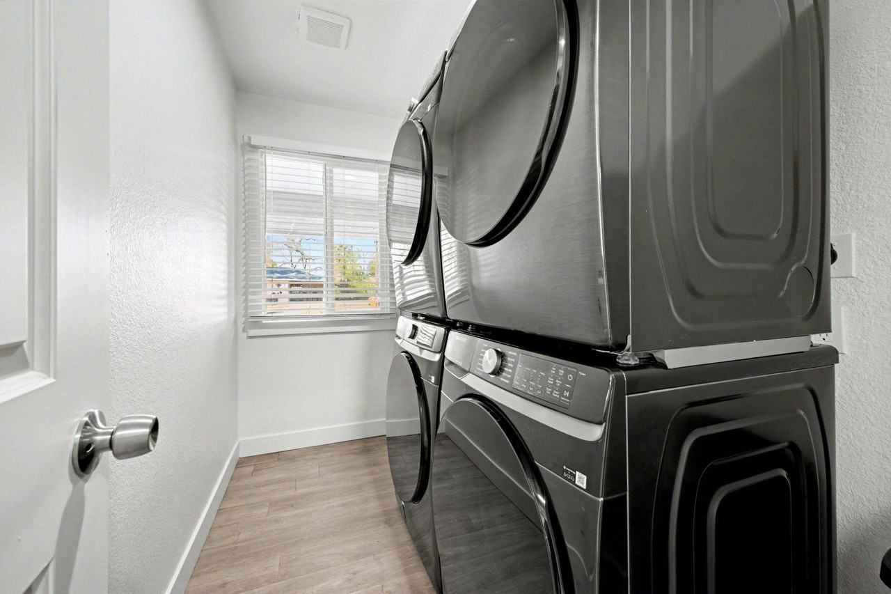 N Fraser Dr - Photo 6 of 34