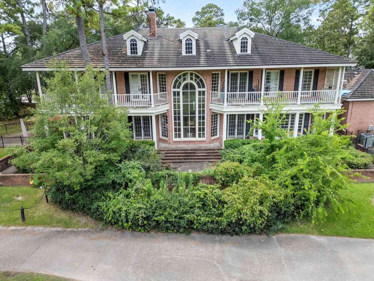 Northgate Forest Dr - Photo 2 of 16