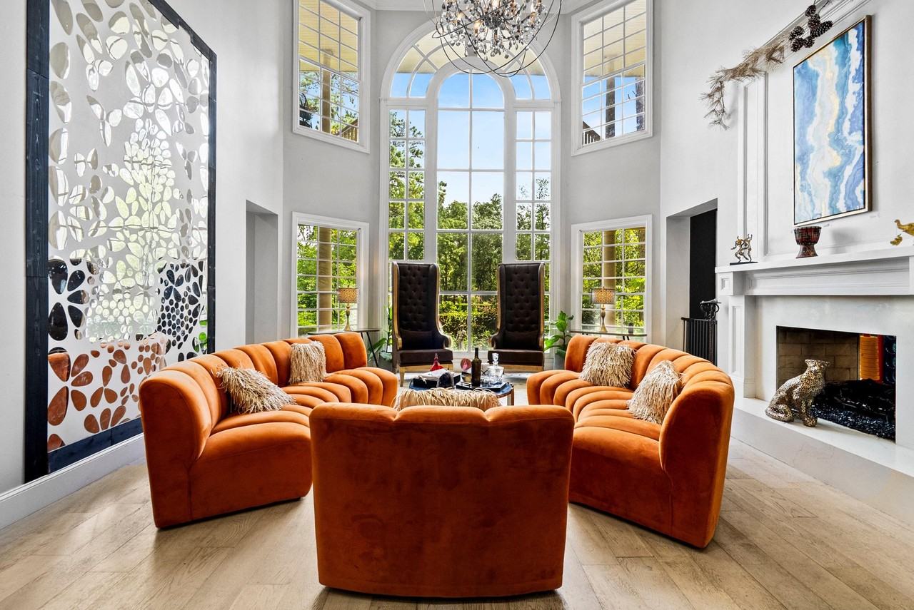 Northgate Forest Dr - Photo 5 of 16