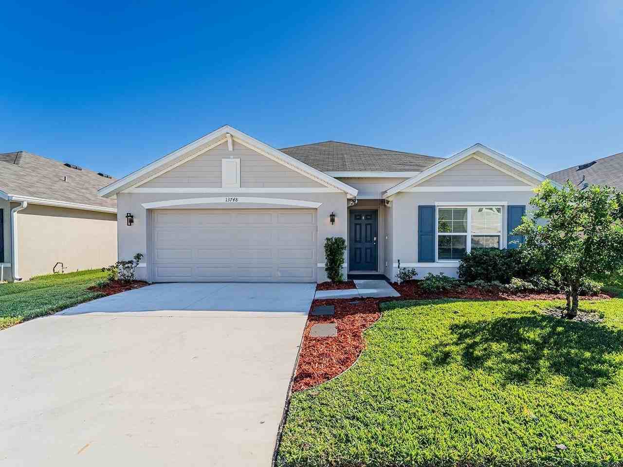 13748 Wineberry Dr - Photo 2 of 46