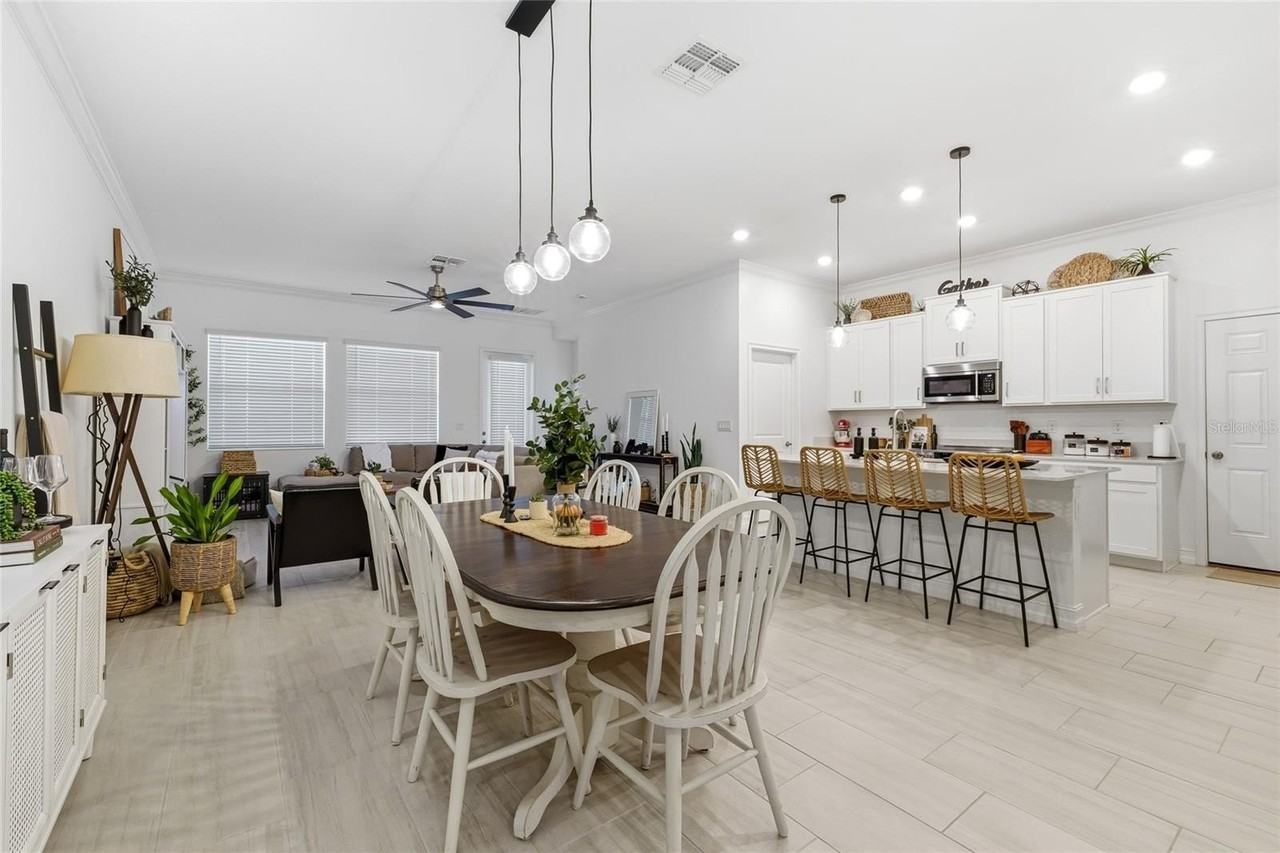 7410 S Faul St - Photo 7 of 46