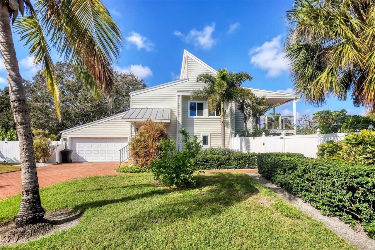 3601 Coquina Key Dr Se - Photo 4 of 50