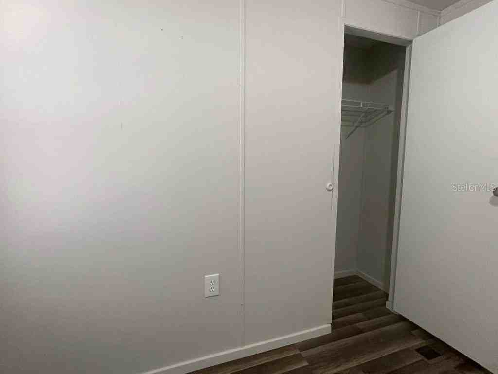 6316 Eugene Acres Ln - Photo 5 of 15