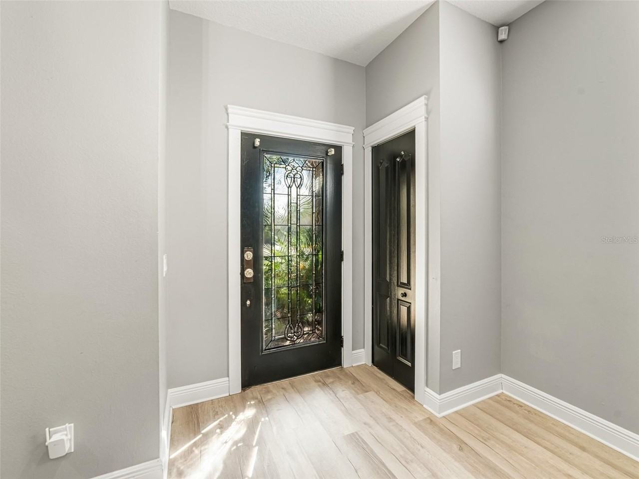 15509 Long Cypress Dr - Photo 4 of 32