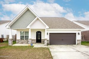 featured image of 10463 W Landon Green Cir