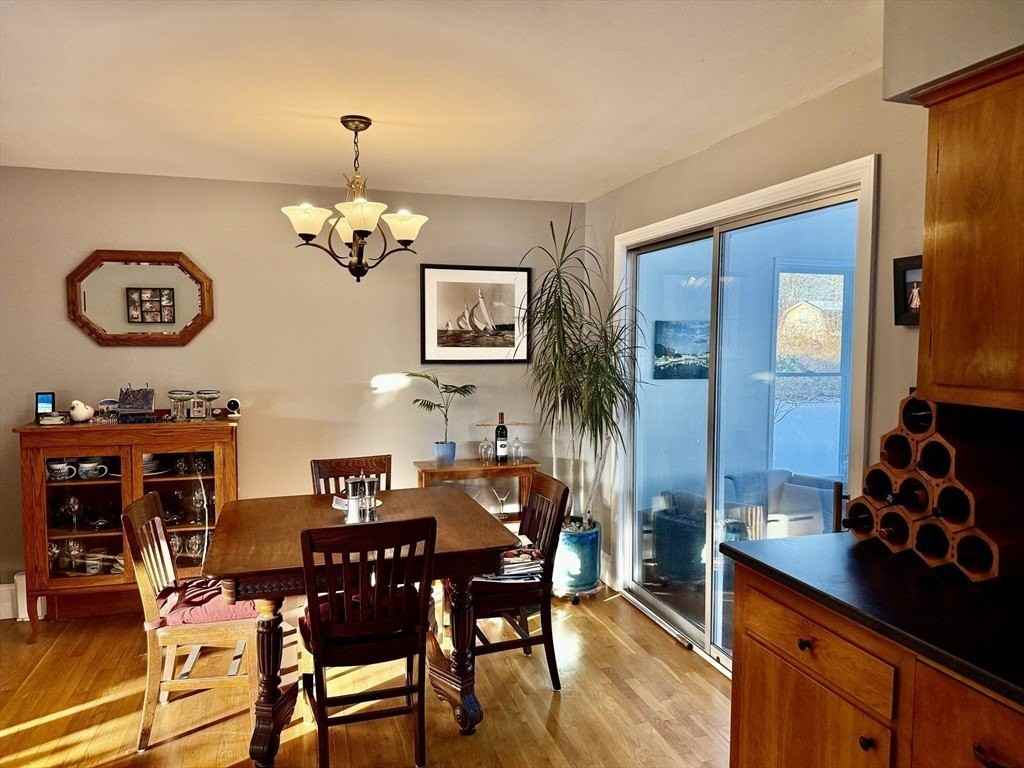 12 Holiday Dr - Photo 7 of 31