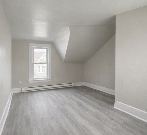 68 Waverly St Apt 3 #3 - Photo 5 of 8