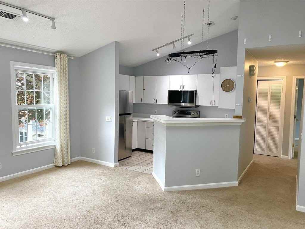 152 Tyson Commons Ln Unit 152 #152 - Photo 3 of 21