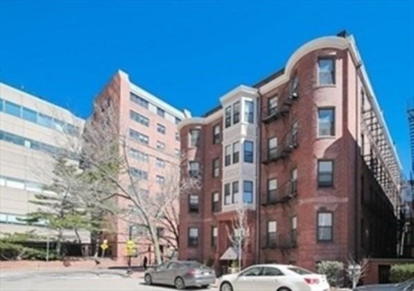 40 Saint Botolph St Apt 35 #35 - Photo 2 of 12