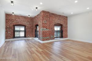 featured image of 179 Chelsea Ave Unit 311 #311